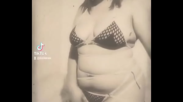 Dale mucho amor a esta publicación y sígueme en tik tok,#porno #curvygirlsvip #plussizegirl #xvideosِ #p…